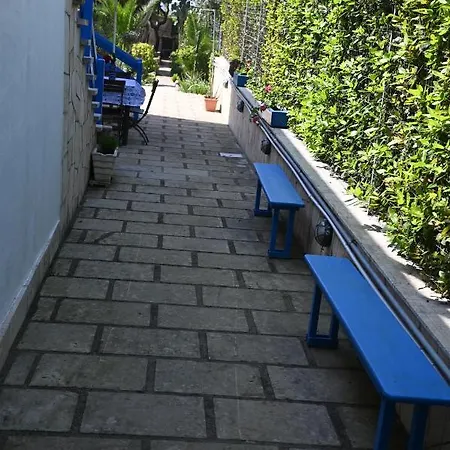 Dongiovanni 住宿加早餐酒店 普尔萨诺